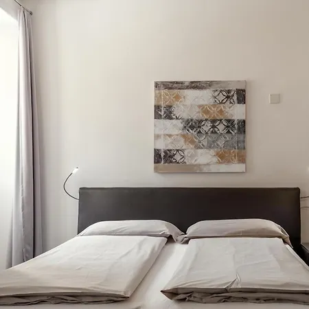 Ca' Del Borgo Boutique & Aparthotel Poschiavo
